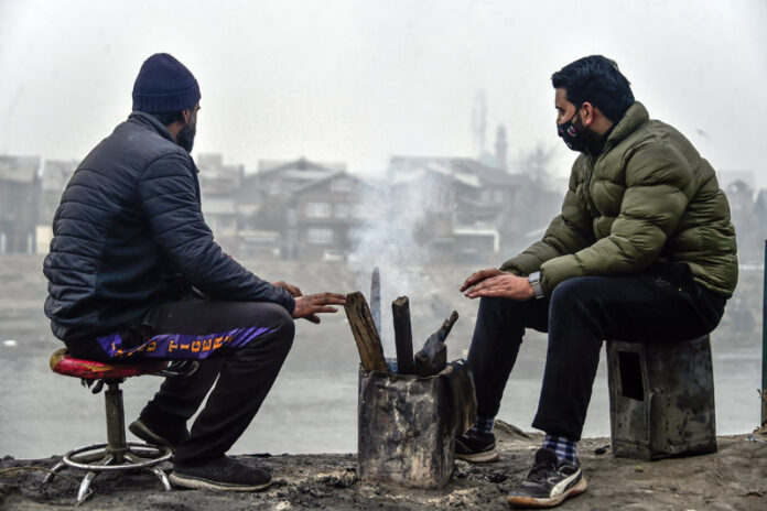 End of Dry Spell Ahead: Rain and Snowfall Forecast in Kashmir
