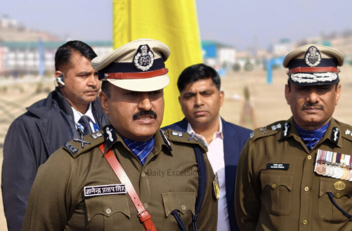 CRPF Pays Tribute to Pulwama Martyrs, Reaffirms Commitment to Eliminate Terrorism