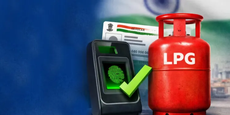 J&K | LPG Consumers Flag Issues With e-KYC, Lack Of Smartphones