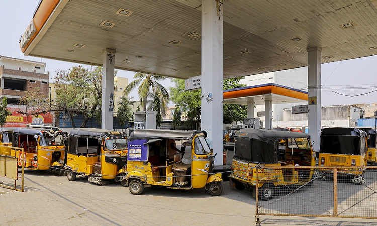 CNG Price Hiked By Rs 2 Per Kg