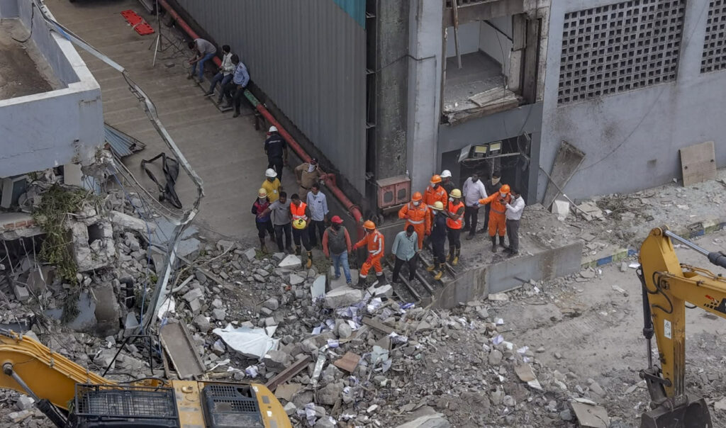 Pune building collapse: FIR against 2 officials of pvt company for negligence, safety lapses